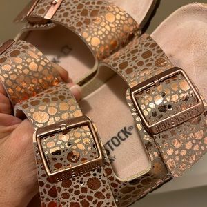 Birkenstock like new sandals!